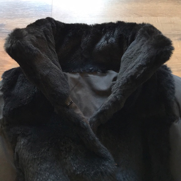SPORTMAX by MaxMara Reversible Down Vest - Picture 2 of 13